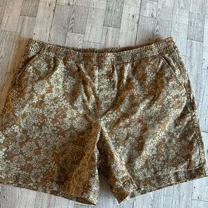 Lands' End Brown & White Bermuda Shorts Floral Print Hiking Camping Womens sz 18